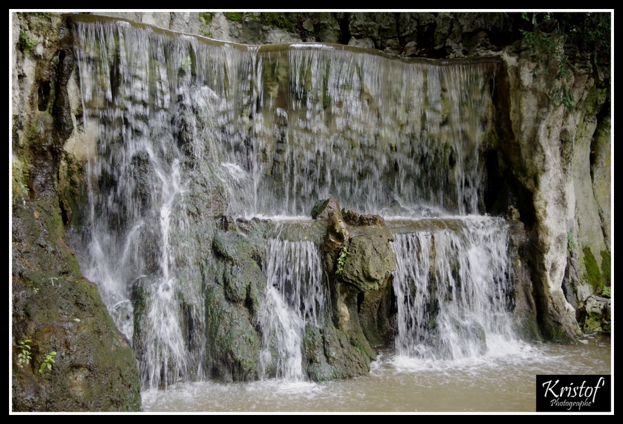 Cascade dans le Parc Micaud de Besançon